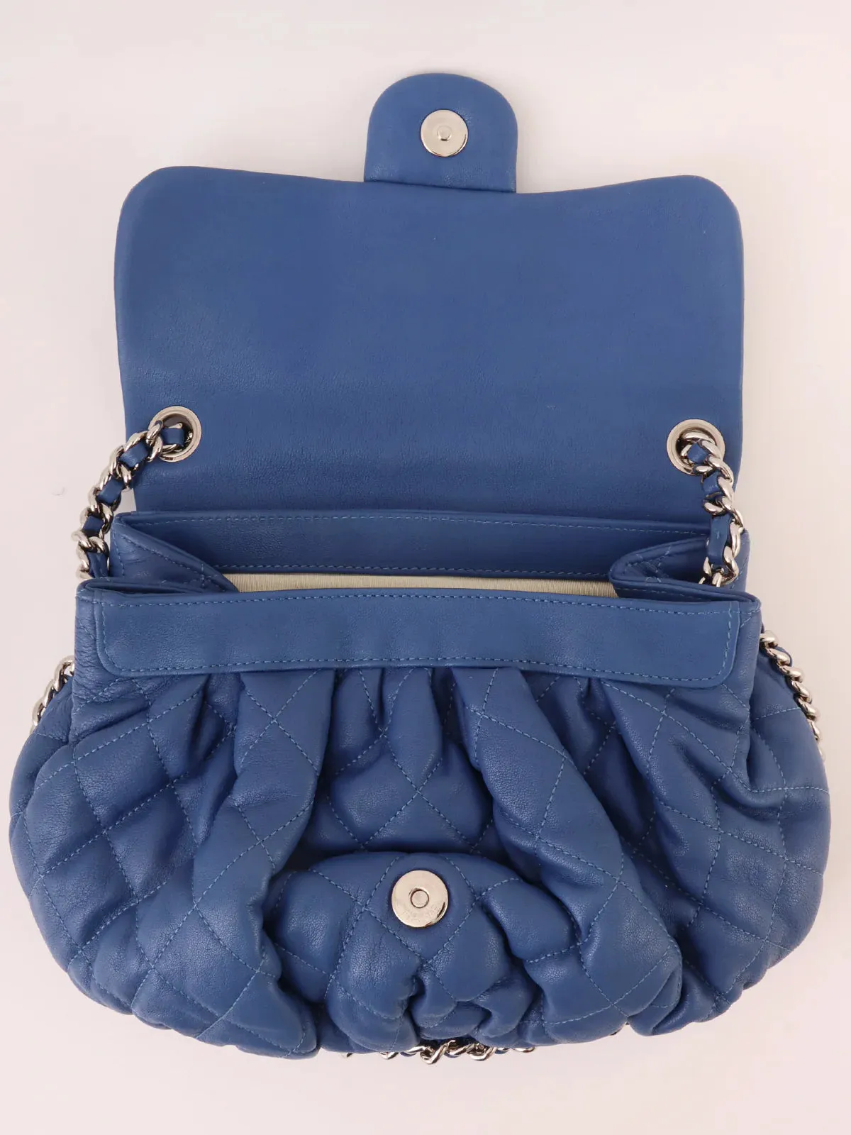 CHANEL Around 2011 Made Round Chain Cc Mark Shoulder Bag Blue