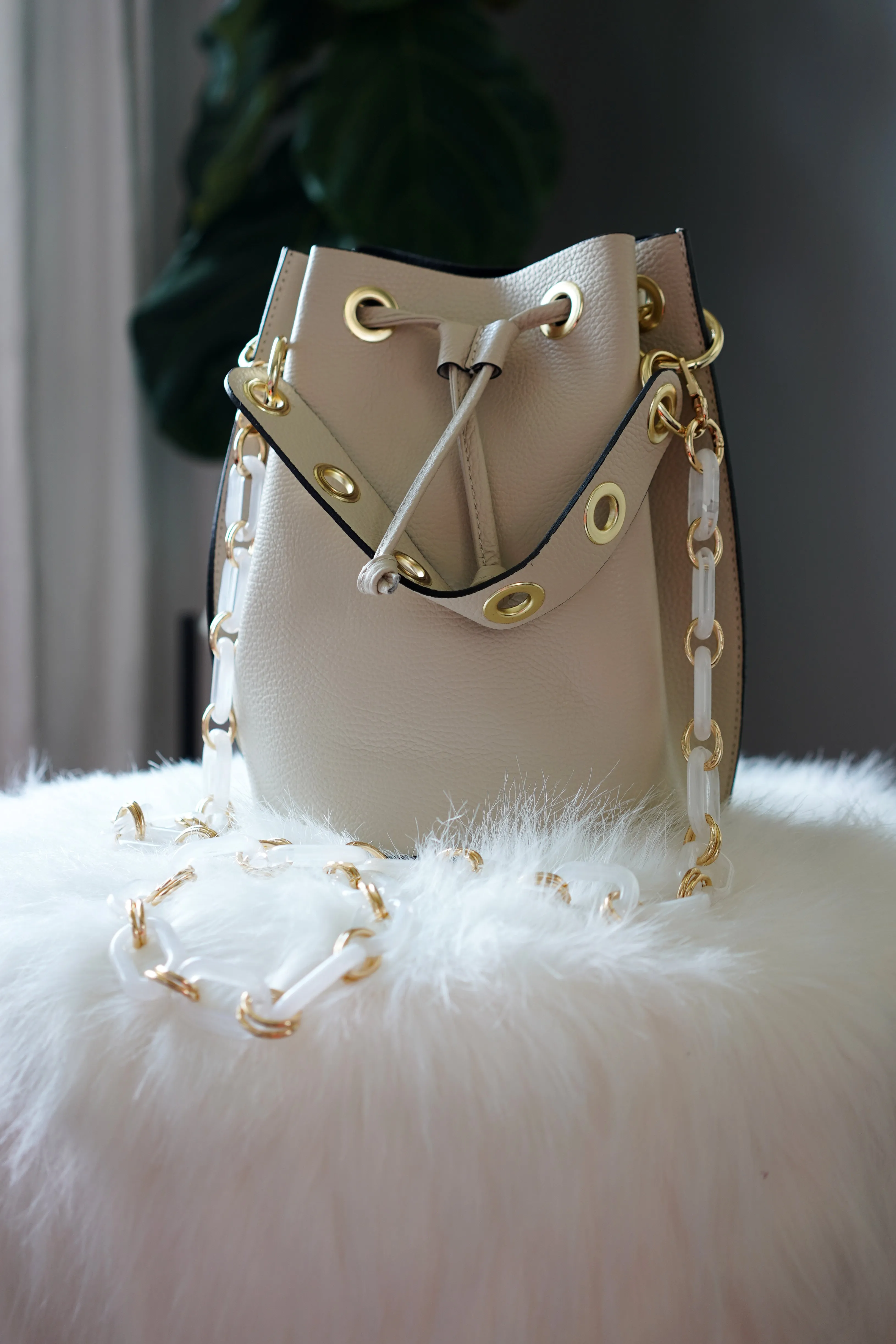 Fritz Italian Leather Bucket Bag Ivory