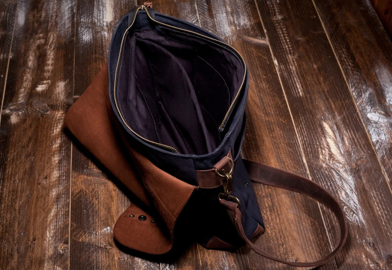 Messenger Bag Navy Blue